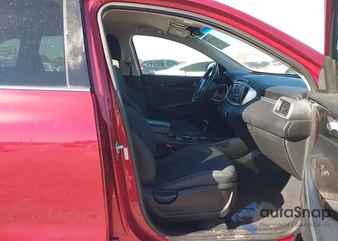 2017 Kia Sorento 2.4L Lx from USA, damaged, VIN 5XYPG4A30HG241735